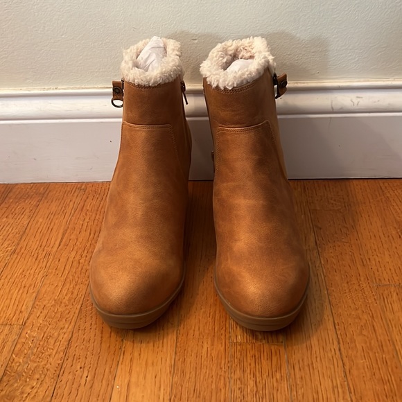 Camel Wedge Boots with Fleece | Wedge Heel Winter Boots Size 11 - Picture 7 of 10